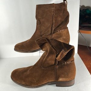 Frye Melissa Slouch Short Ankle Women’s Size 8.5 B Boots Tobacco Suede Leather.